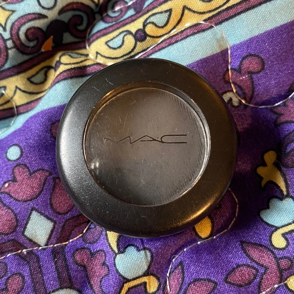 MAC Cosmetics mac eyeshadow